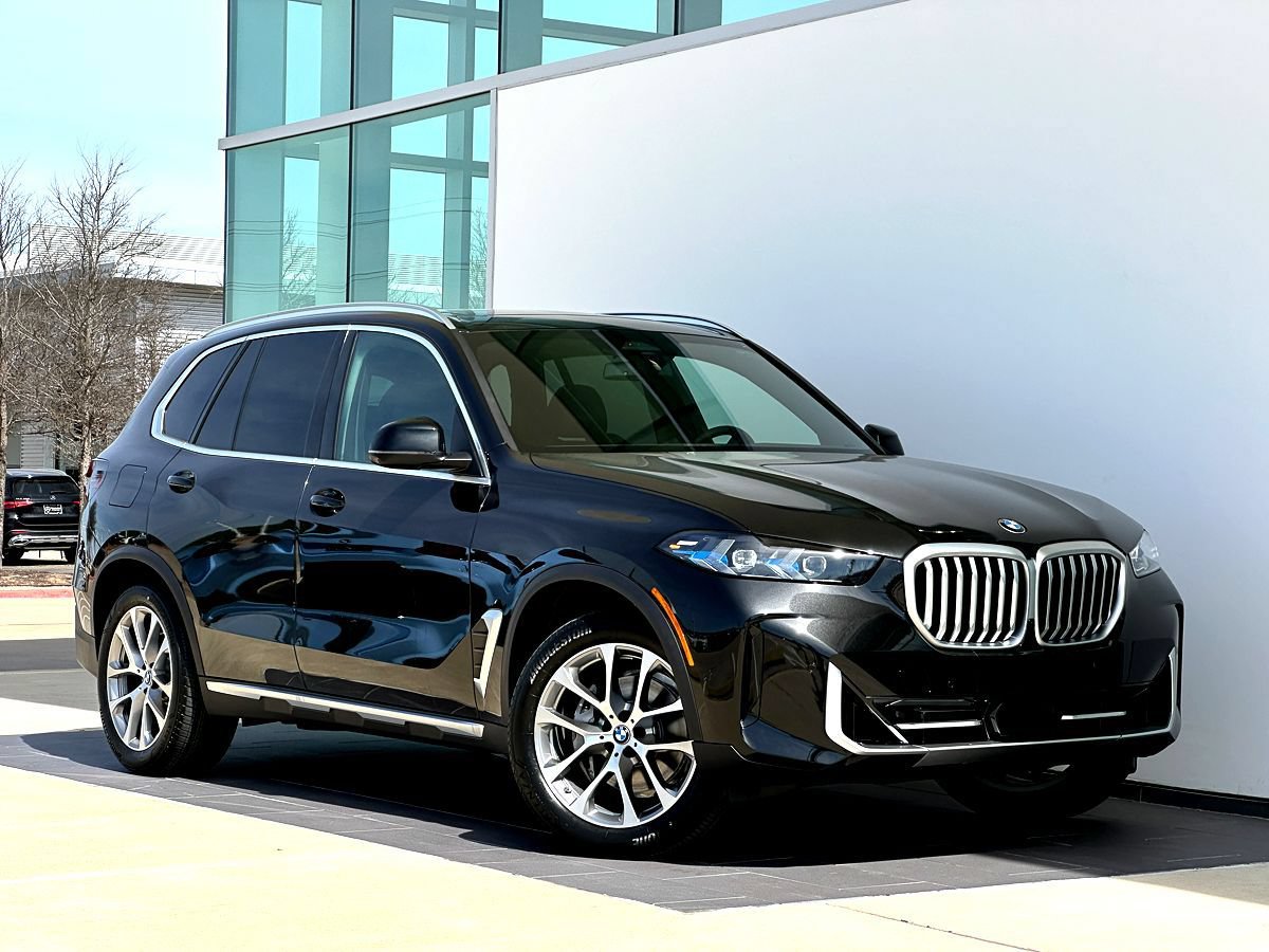 New 2026 BMW X5 sDrive40i w/ Premium Package RWD video 1