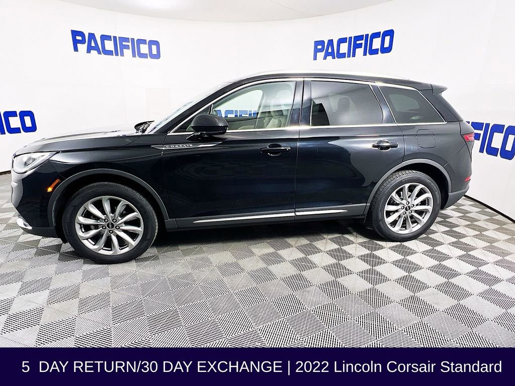Used 2022 Lincoln Corsair AWD w/ Premium Package image 5