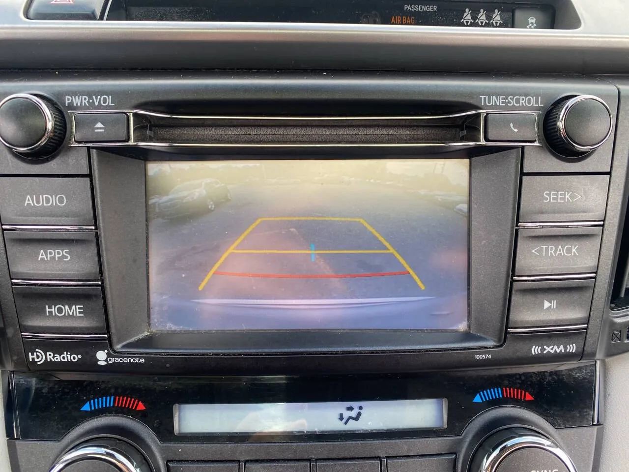 Used 2018 Toyota RAV4 XLE image 19