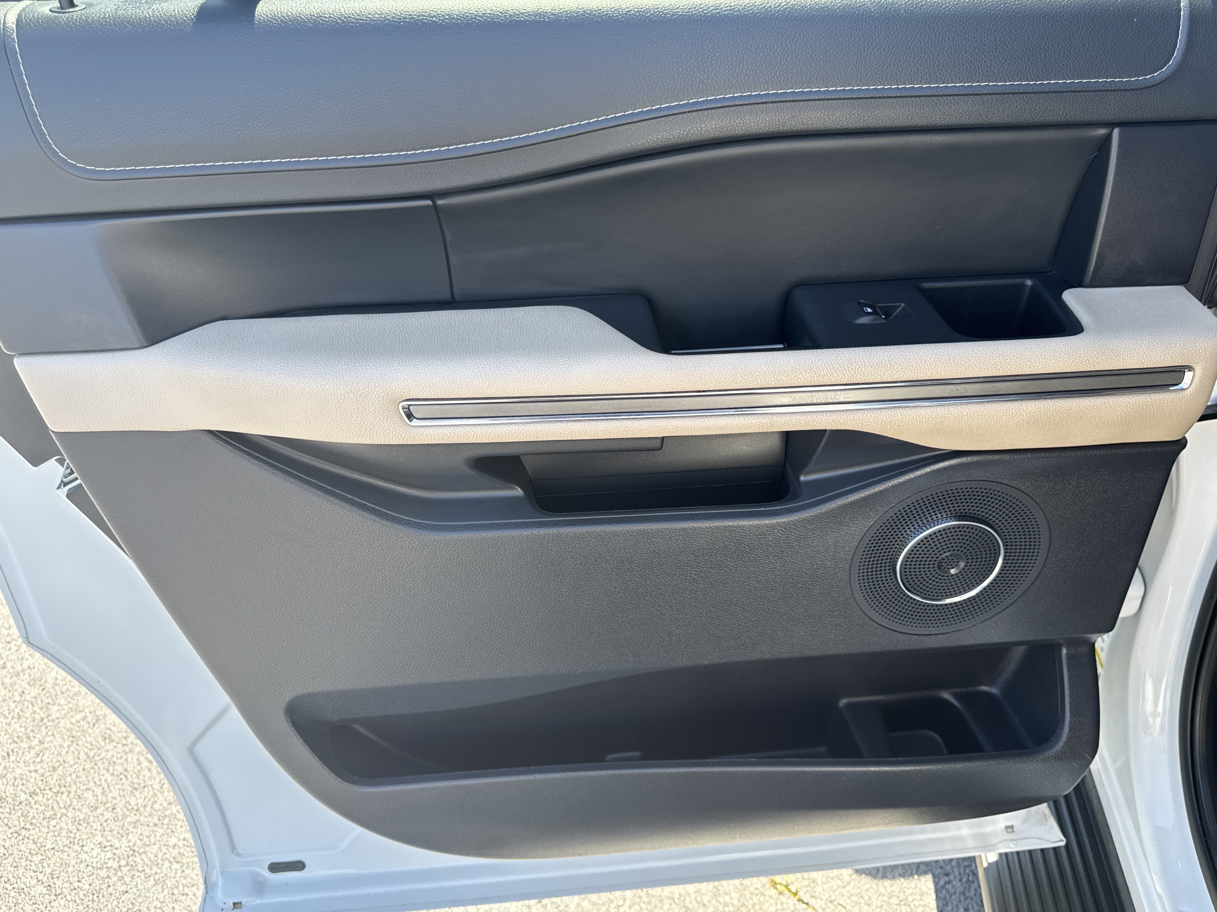 Certified 2024 Ford Expedition Max XLT AWD/4WD image 25