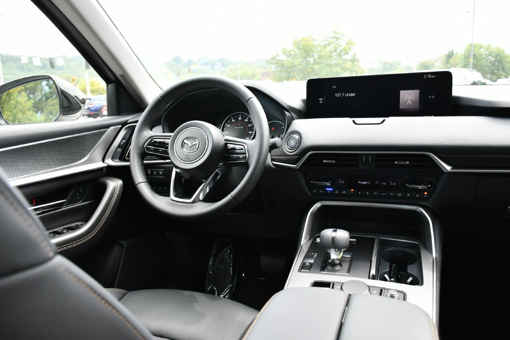 New 2026 MAZDA CX-70 3.3 Turbo w/ Preferred Package AWD/4WD image 22