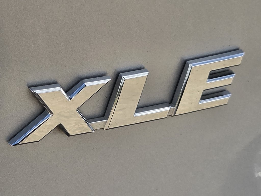 Used 2025 Toyota RAV4 XLE FWD image 11