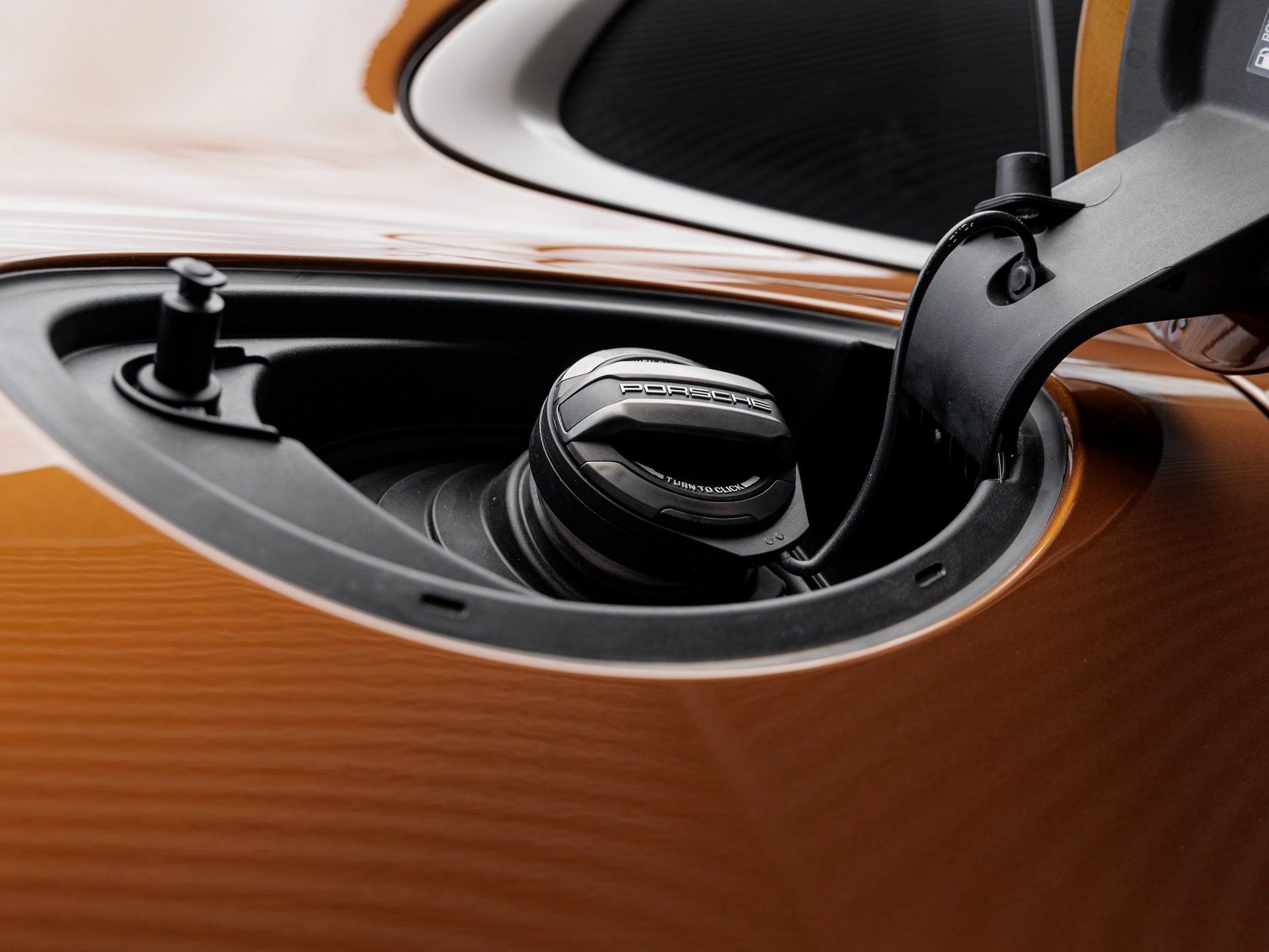 Certified 2025 Porsche Panamera Turbo S image 32