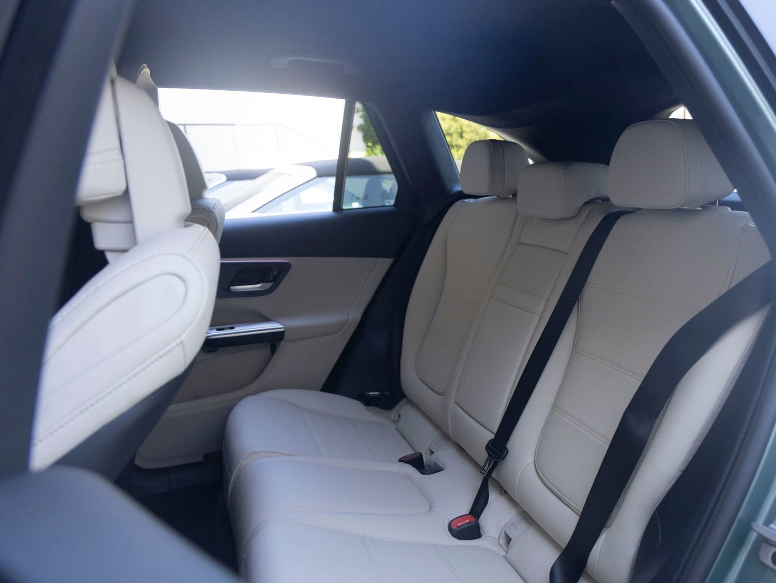 Used 2026 Mercedes-Benz GLC 300 image 19