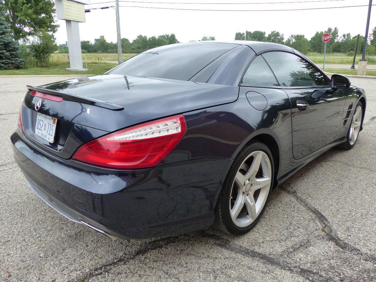 Used 2014 Mercedes-Benz SL 550 image 17