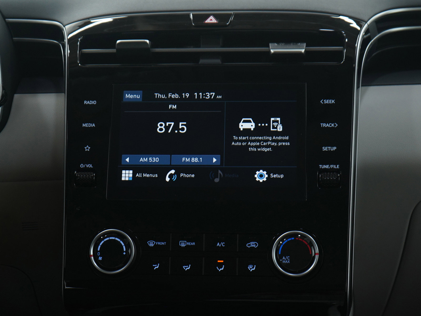 Used 2024 Hyundai Tucson SE image 15