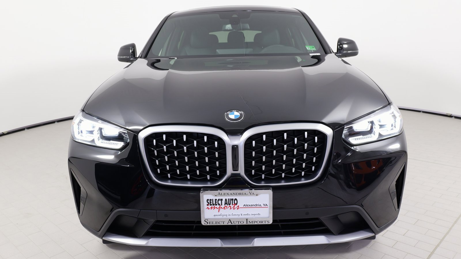 Used 2022 BMW X4 xDrive30i w/ Convenience Package image 9