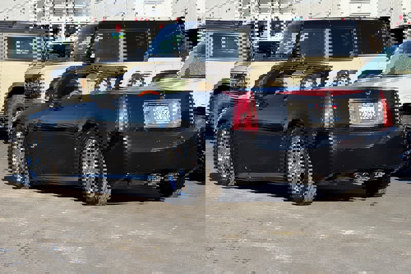 Used 2006 Cadillac XLR image 6