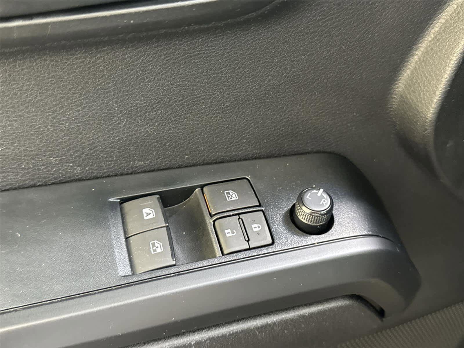 Used 2023 Toyota Tacoma SR AWD/4WD image 20
