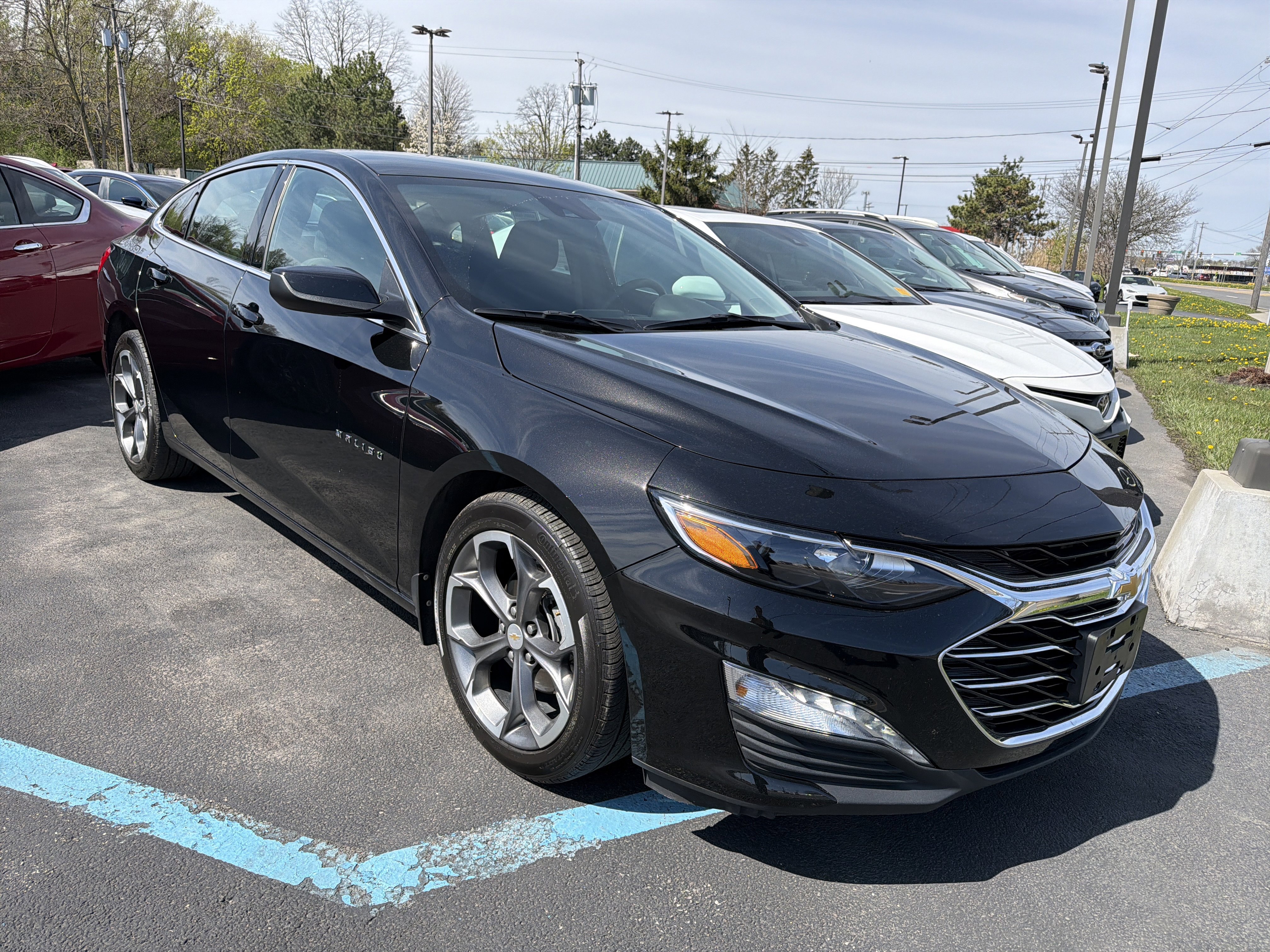 Used 2024 Chevrolet Malibu LT FWD image 2