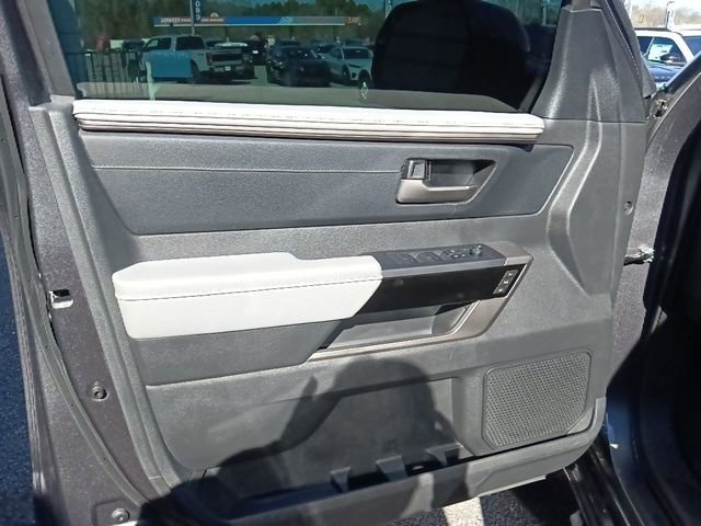 Used 2025 Toyota Tundra Limited image 11