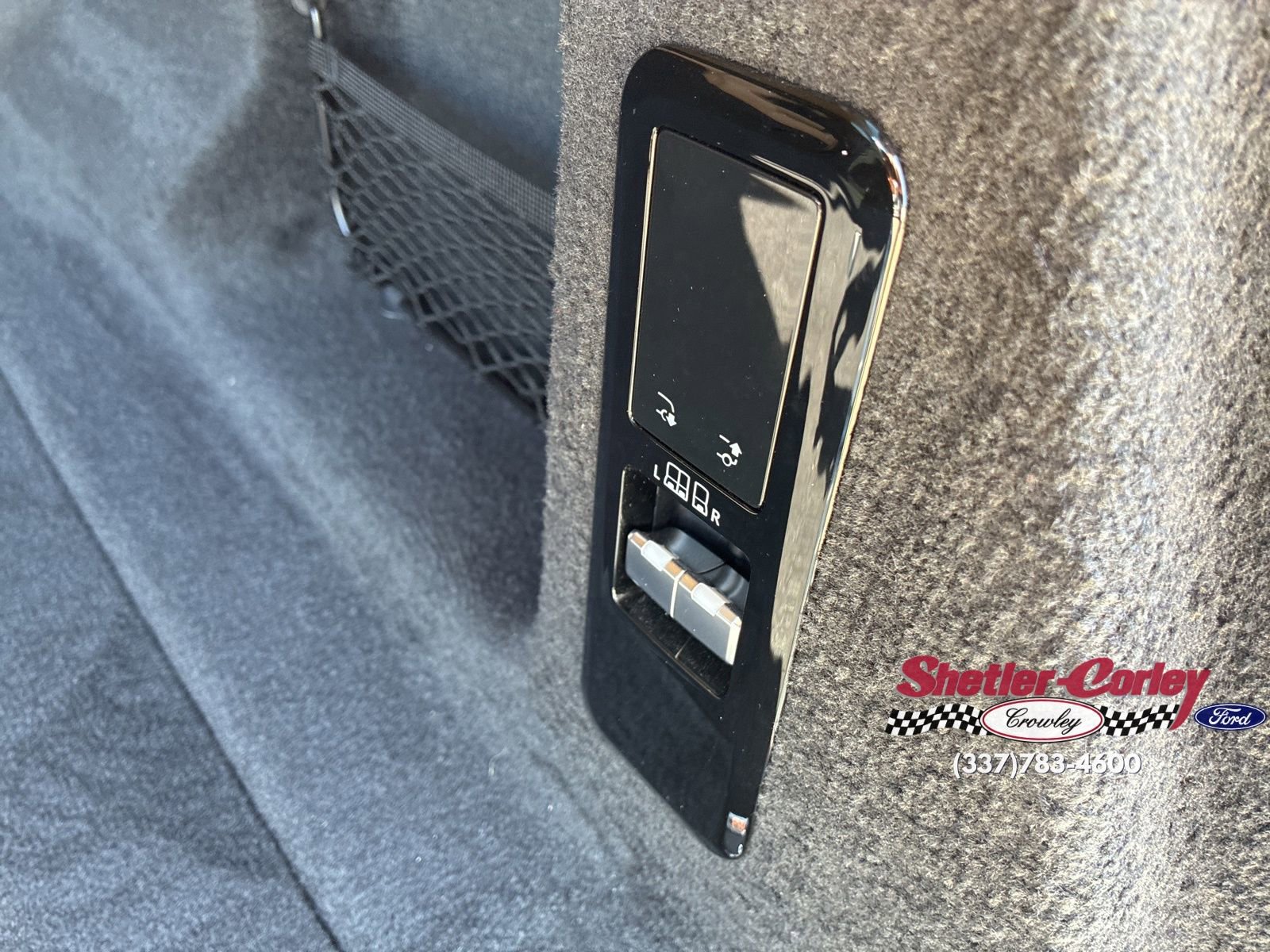 Used 2023 Land Rover Range Rover Sport SE image 14