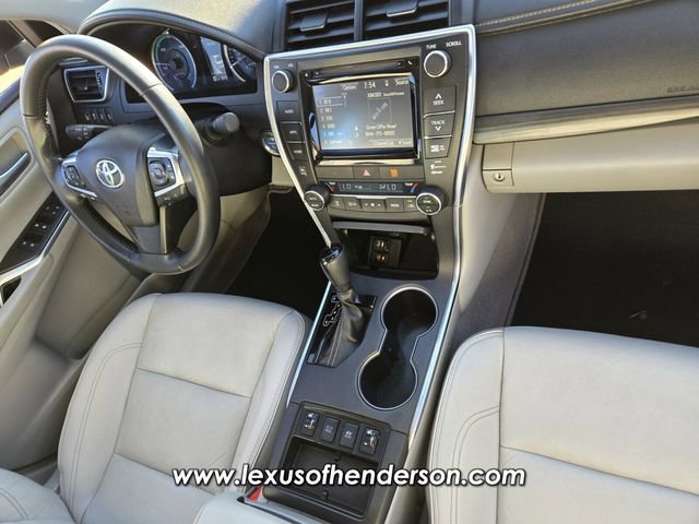 Used 2015 Toyota Camry XLE w/ Moonroof Package image 17
