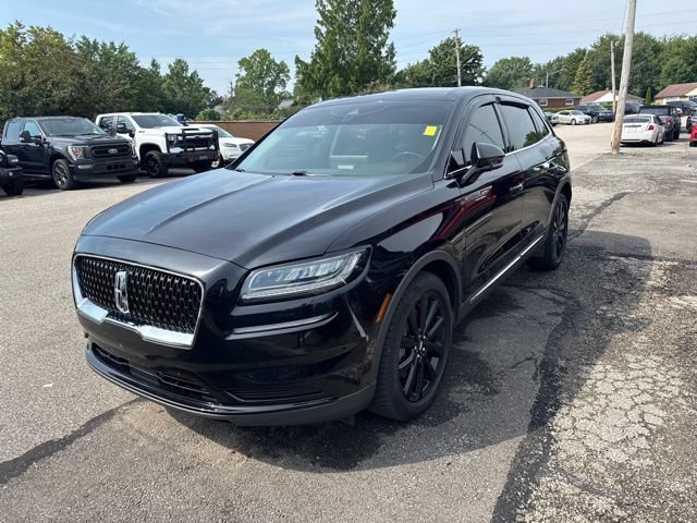 Used 2023 Lincoln Nautilus Reserve w/ Monochromatic Package AWD/4WD image 7