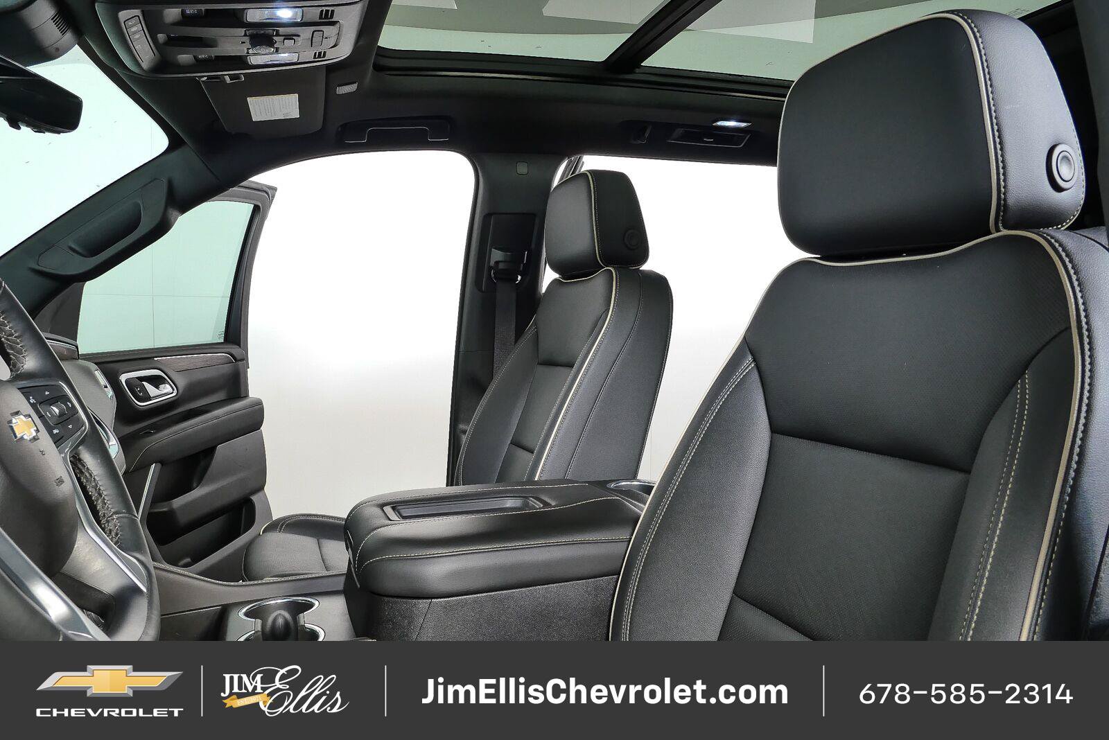 Used 2023 Chevrolet Tahoe Premier w/ Premium Package 2 AWD/4WD image 5