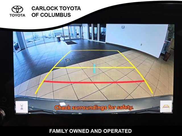 Used 2025 Toyota Camry SE w/ Convenience Package image 27