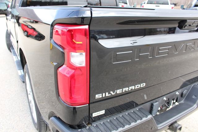 Used 2023 Chevrolet Silverado 1500 High Country w/ Technology Package image 56