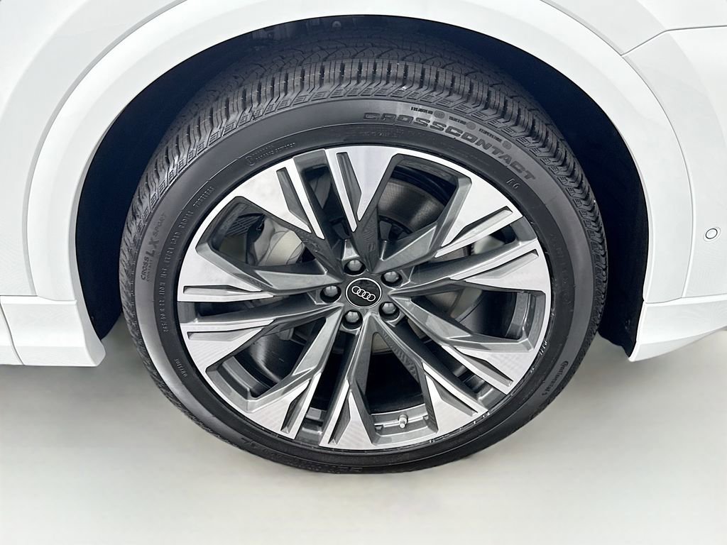 New 2026 Audi Q8 Premium Plus image 31