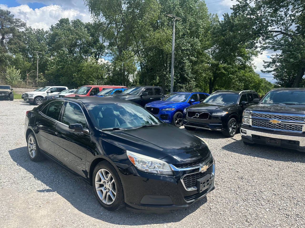 Used 2016 Chevrolet Malibu LT w/ Power Convenience Package FWD image 3