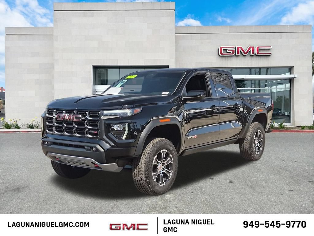 Used 2025 GMC Canyon AT4 AWD/4WD image 1