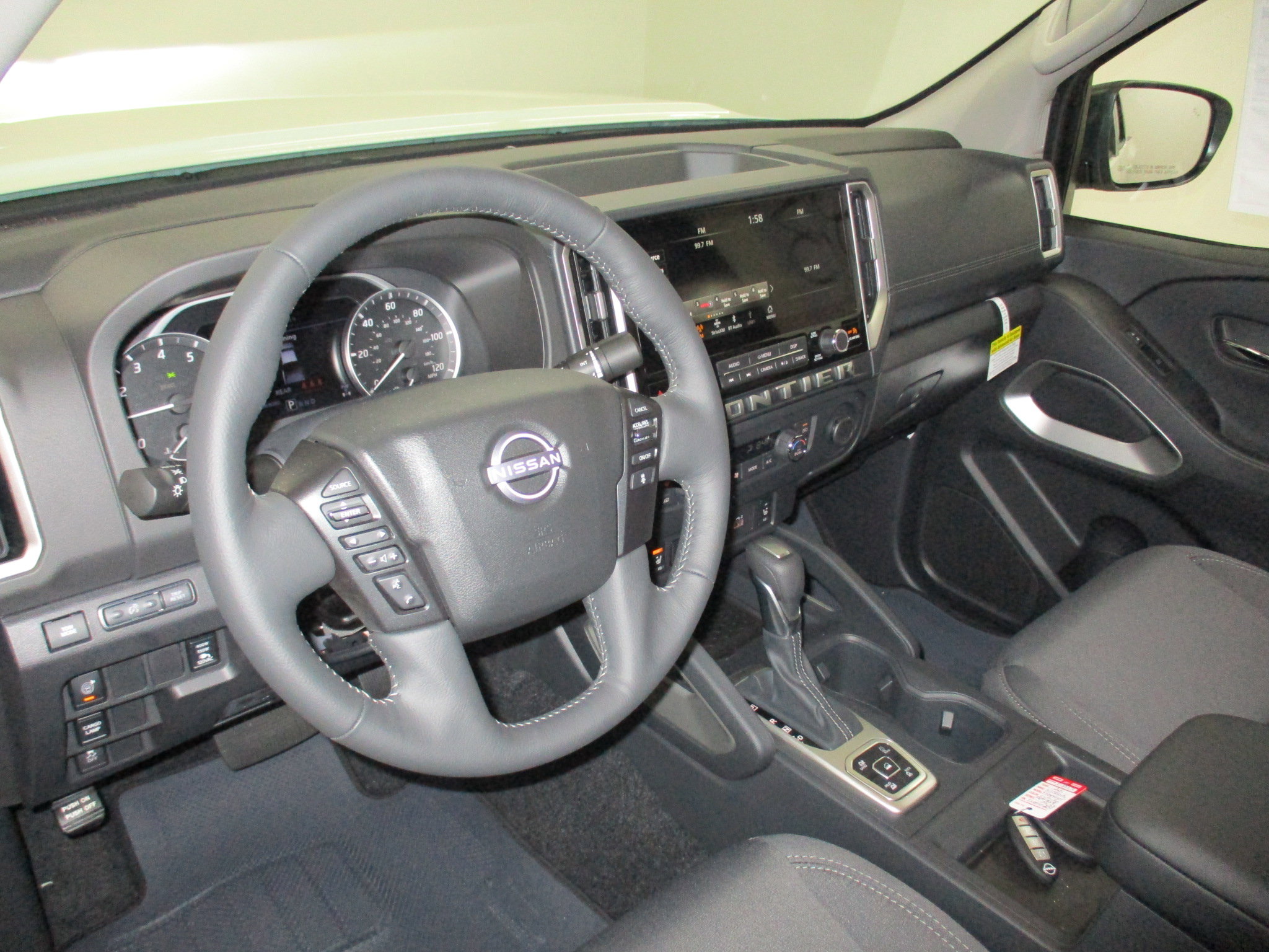 New 2026 Nissan Frontier SV image 15