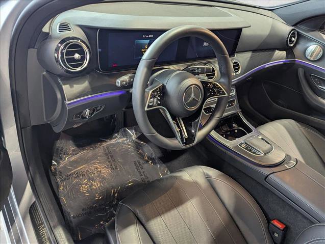 Used 2023 Mercedes-Benz E 350 4MATIC Sedan image 9