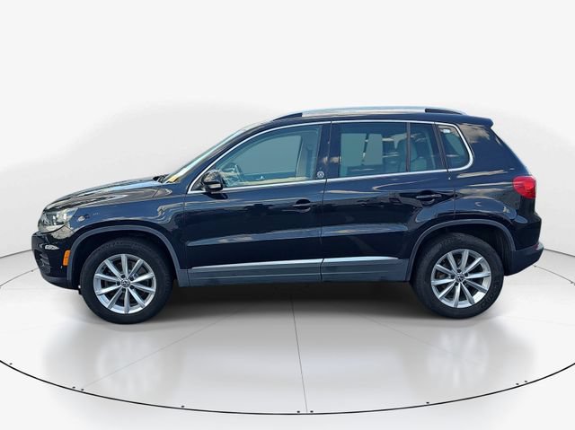 Used 2017 Volkswagen Tiguan Wolfsburg Edition AWD/4WD image 8