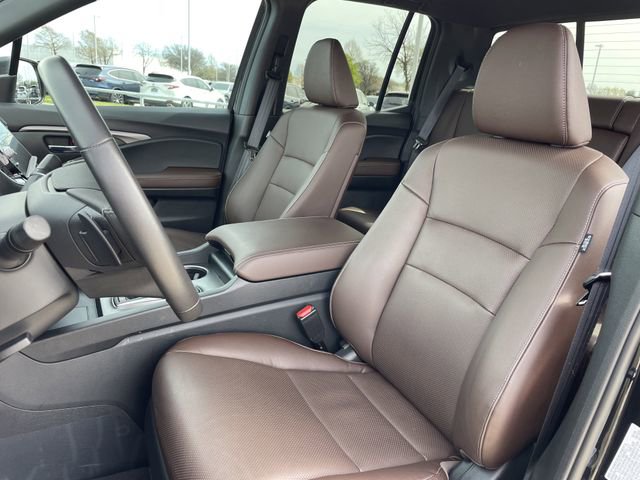 Certified 2025 Honda Ridgeline RTL image 24
