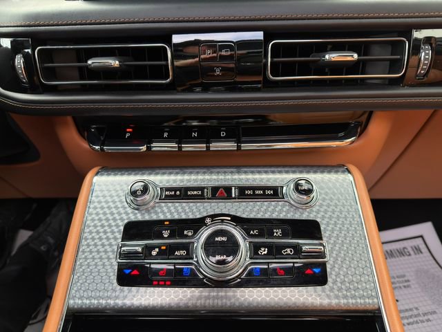 Used 2023 Lincoln Aviator Black Label Grand Touring image 42