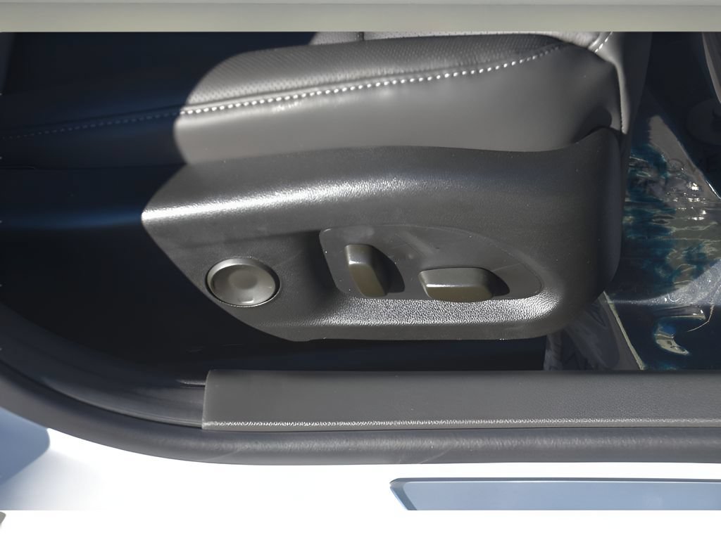 New 2025 Cadillac CT4 Premium Luxury AWD/4WD image 25