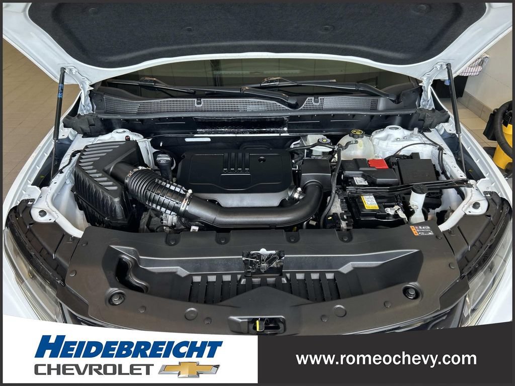 Used 2024 Chevrolet Blazer LT w/ Convenience Package AWD/4WD image 9