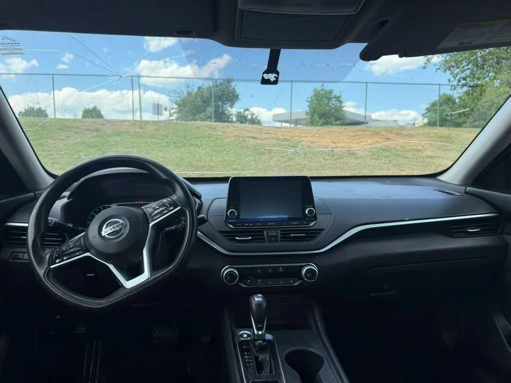 Used 2019 Nissan Altima 2.5 S FWD image 9