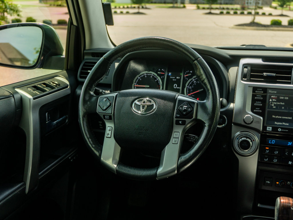 Used 2023 Toyota 4Runner Limited RWD image 21