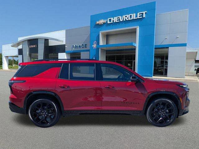 New 2026 Chevrolet Traverse RS w/ LPO, Floor Liner Package image 3