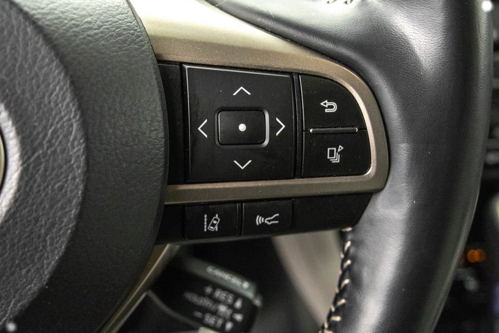 Used 2021 Lexus RX 350L 350L w/ Premium Package image 17