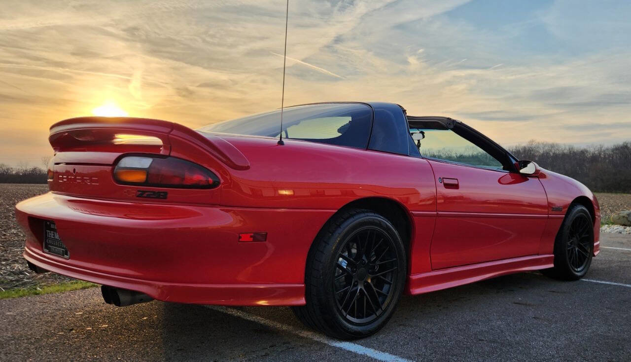 Used 2002 Chevrolet Camaro Z28 w/ Preferred Equipment Group 2 image 4