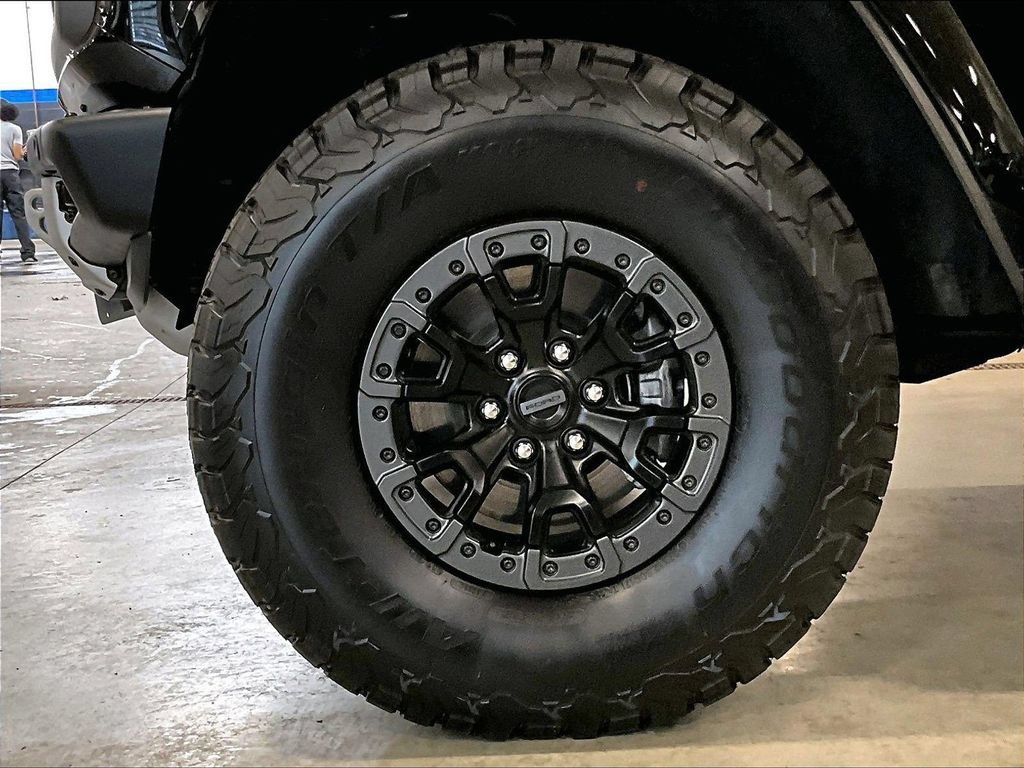 Used 2025 Ford Bronco Raptor w/ Interior Carbon Fiber Pack AWD/4WD image 7