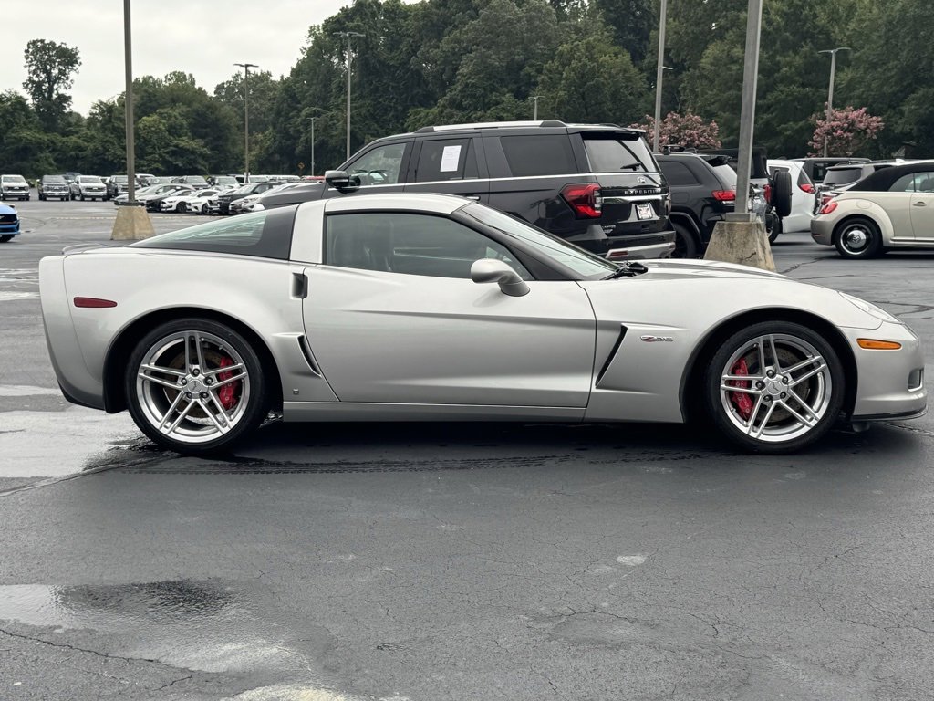 Used 2006 Chevrolet Corvette Z06 w/ Preferred Equipment Group image 4