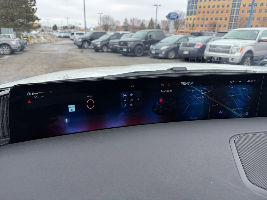 Used 2025 Lincoln Navigator L Reserve image 38