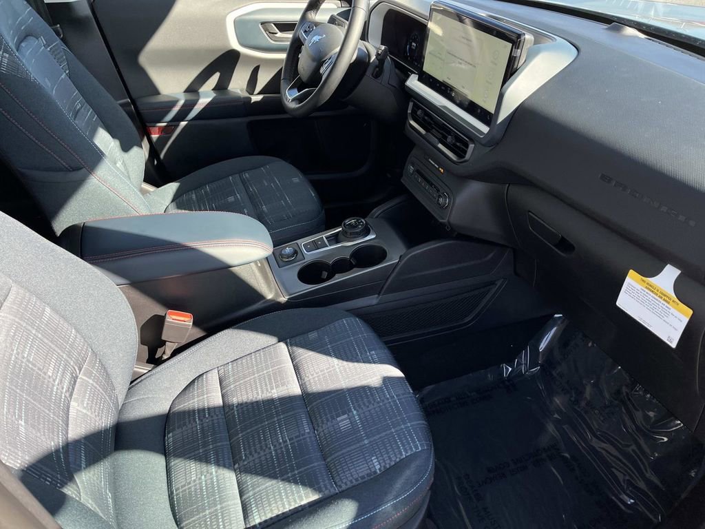 Used 2025 Ford Bronco Sport Heritage w/ Convenience Package image 22