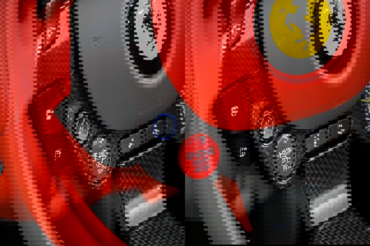 Used 2022 Ferrari F8 Tributo image 31