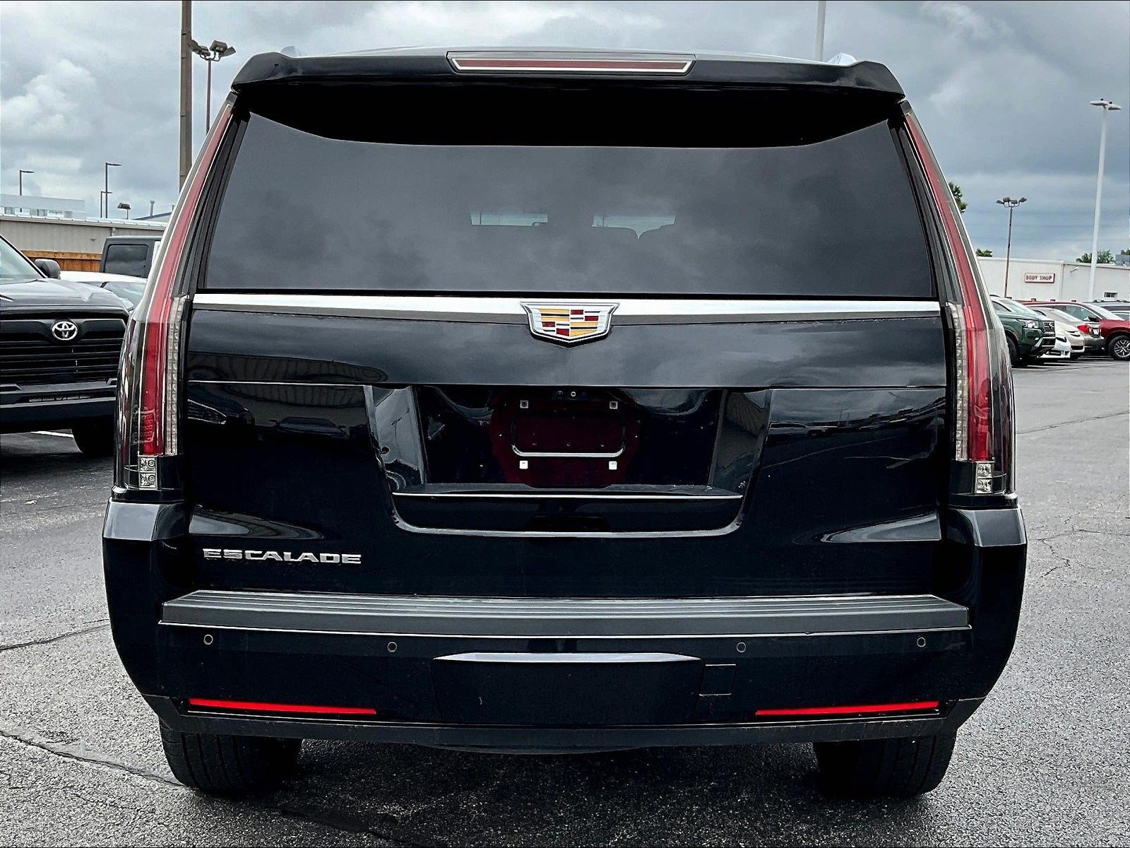 Used 2020 Cadillac Escalade Luxury AWD/4WD image 5
