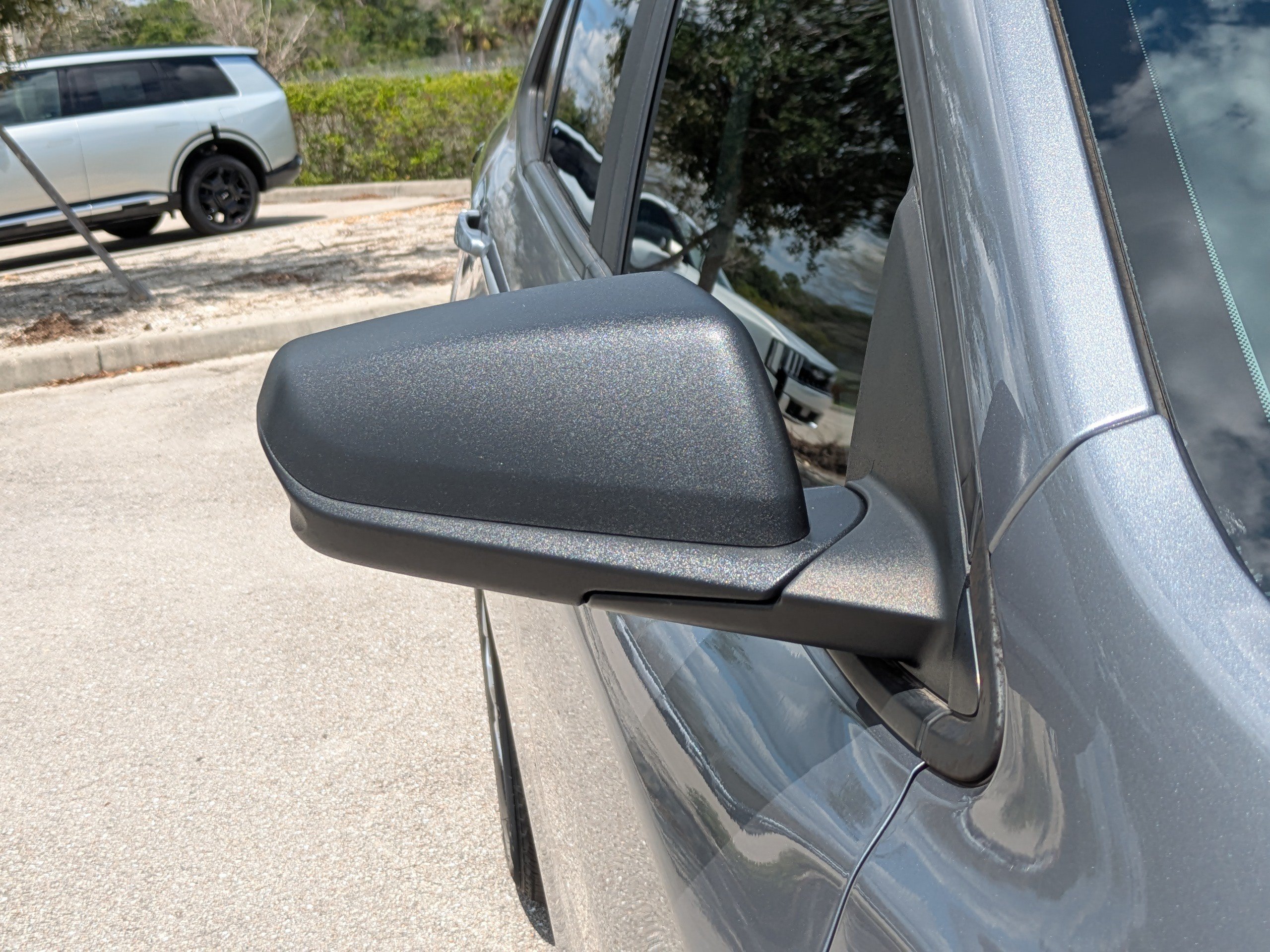 Used 2023 Chevrolet Equinox LS w/ LS Convenience Package FWD image 12
