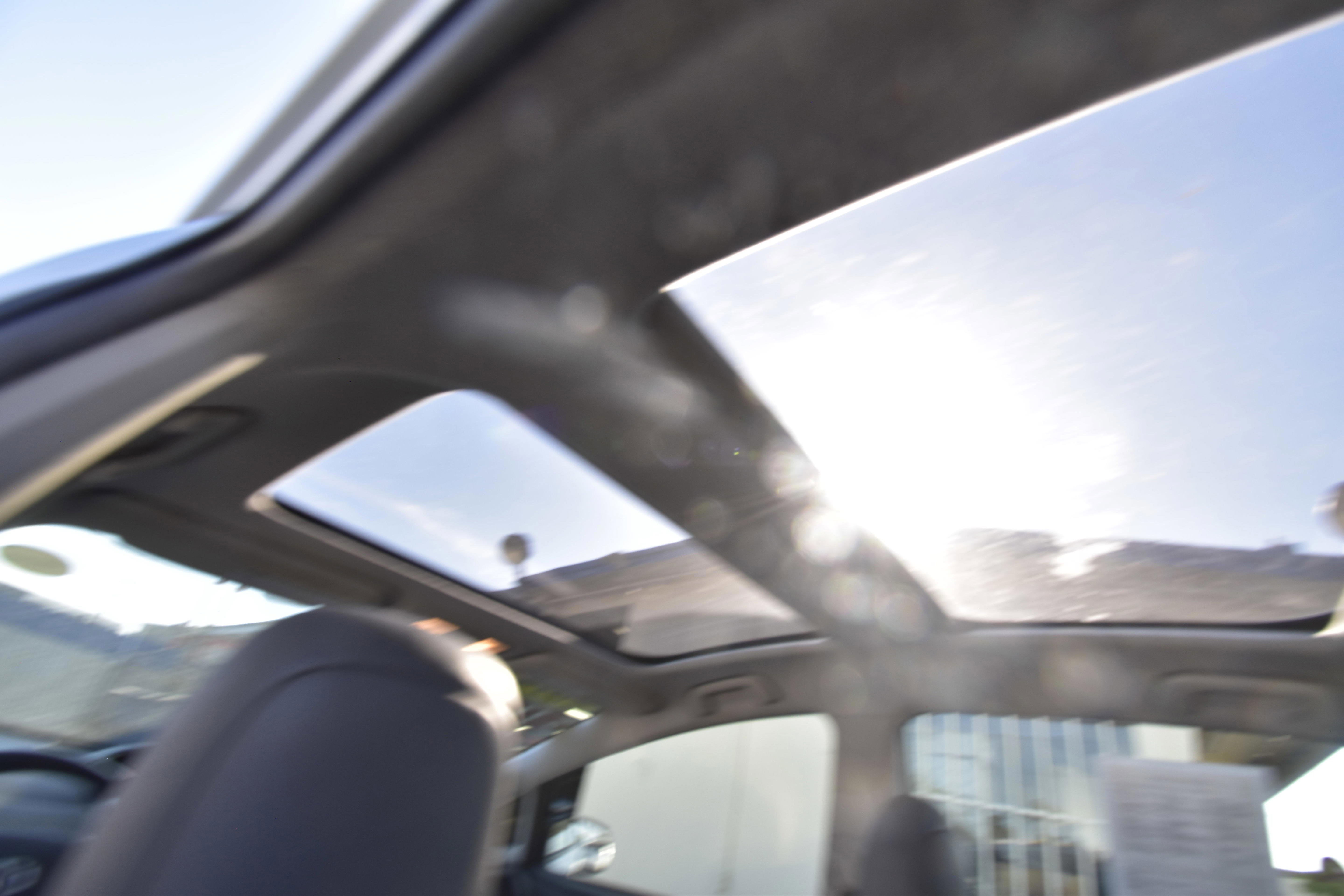 Used 2014 Toyota Prius V Five image 12