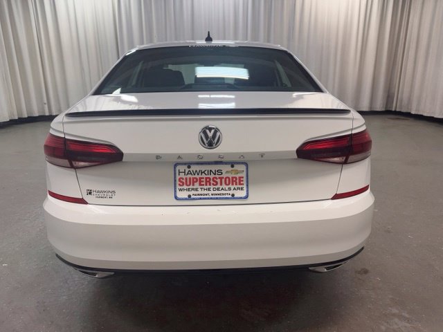 Used 2020 Volkswagen Passat 2.0T R-Line FWD image 5