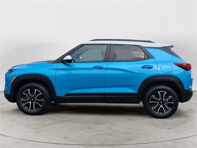 Used 2025 Chevrolet TrailBlazer ACTIV w/ Convenience Package image 2