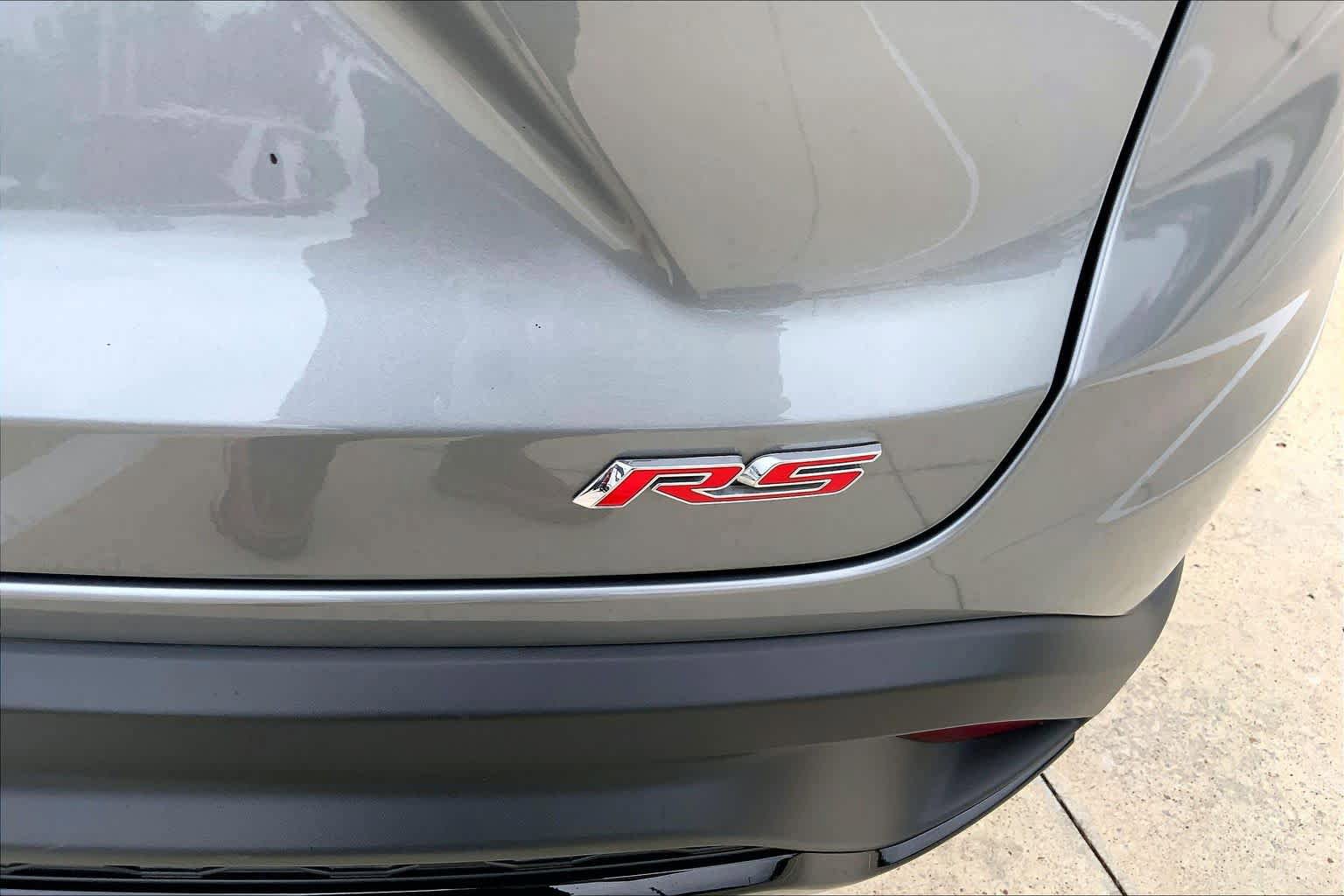 Used 2025 Chevrolet Trax RS FWD image 11