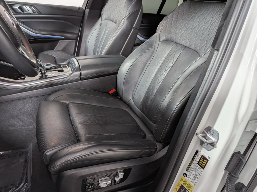 Used 2022 BMW X5 xDrive45e w/ Executive Package AWD/4WD image 21