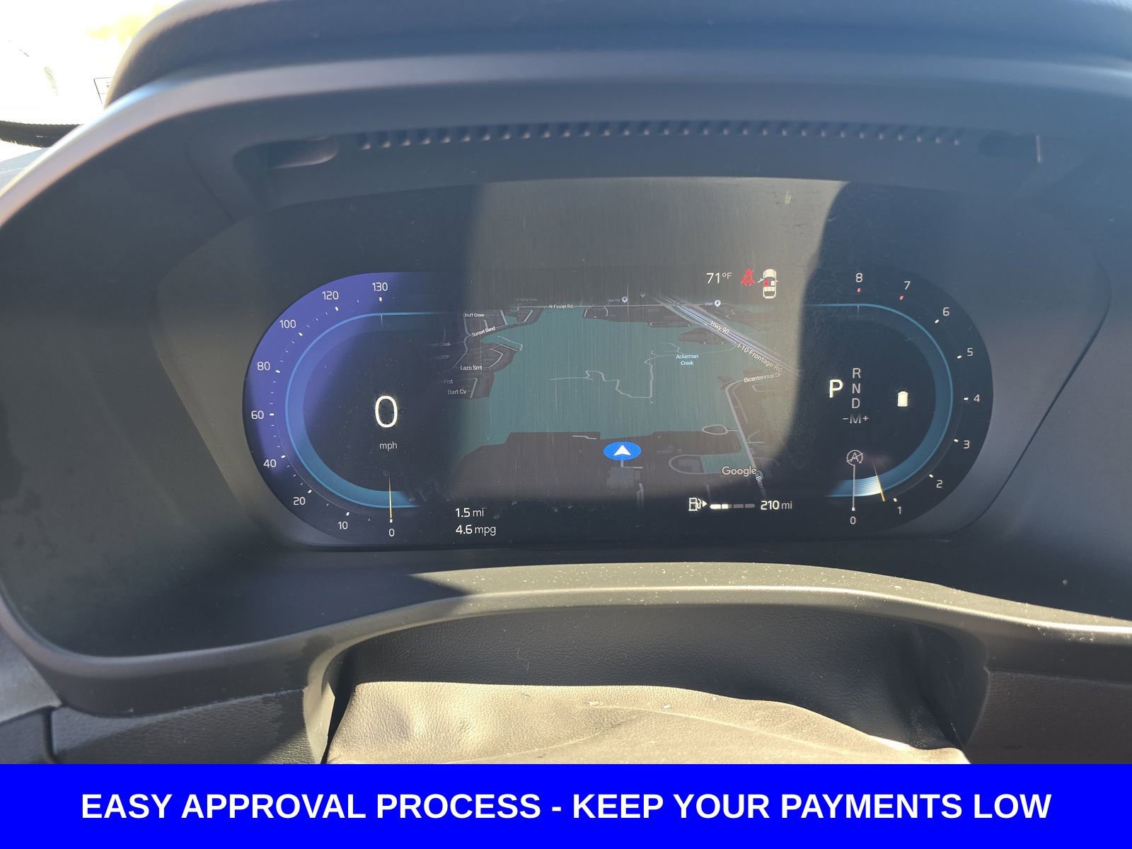 Used 2024 Volvo XC40 B5 Plus image 15