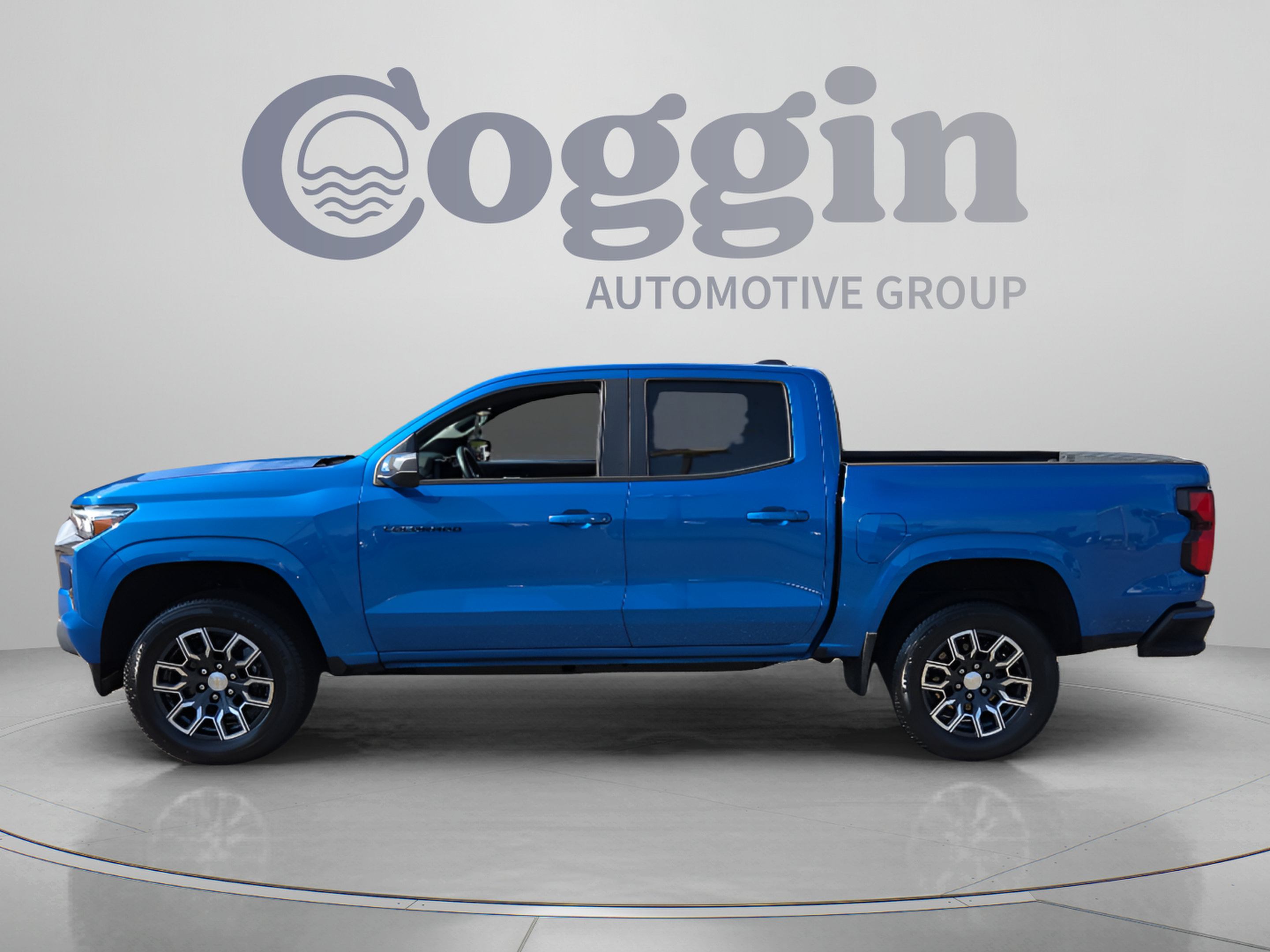 Used 2023 Chevrolet Colorado LT w/ LT Convenience Package III RWD image 2